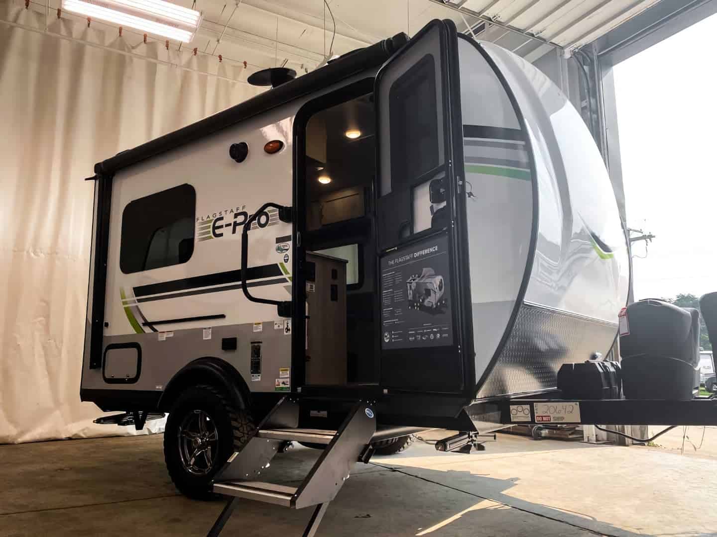 30 Small Campers With Bathrooms: Bring A Toilet With Camp Addict